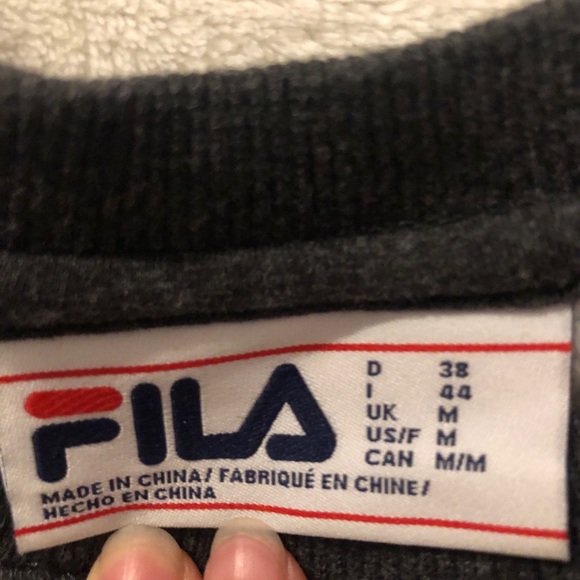 GRAY FILA CREWNECK - Picture 3 of 5
